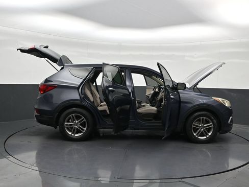 Used 2018 Hyundai Santa Fe Sport FWD image 32