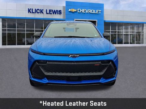 Used 2025 Chevrolet Equinox EV RS image 2