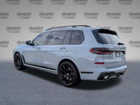 Certified 2025 BMW X7 xDrive40i w/ Executive Package AWD/4WD image 9