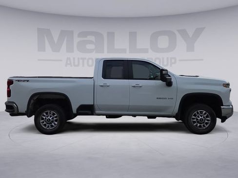 Used 2026 Chevrolet Silverado 2500 LT AWD/4WD image 6