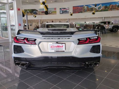 Used 2021 Chevrolet Corvette Stingray Premium Conv w/ Z51 Performance Package image 6