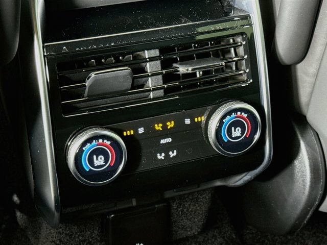 New 2027 Land Rover Range Rover SE AWD/4WD image 27