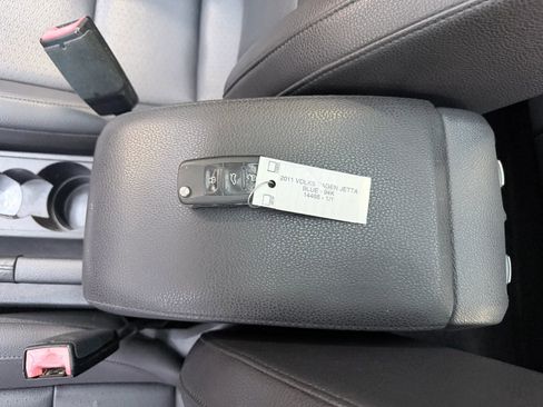 Used 2011 Volkswagen Jetta TDI image 18