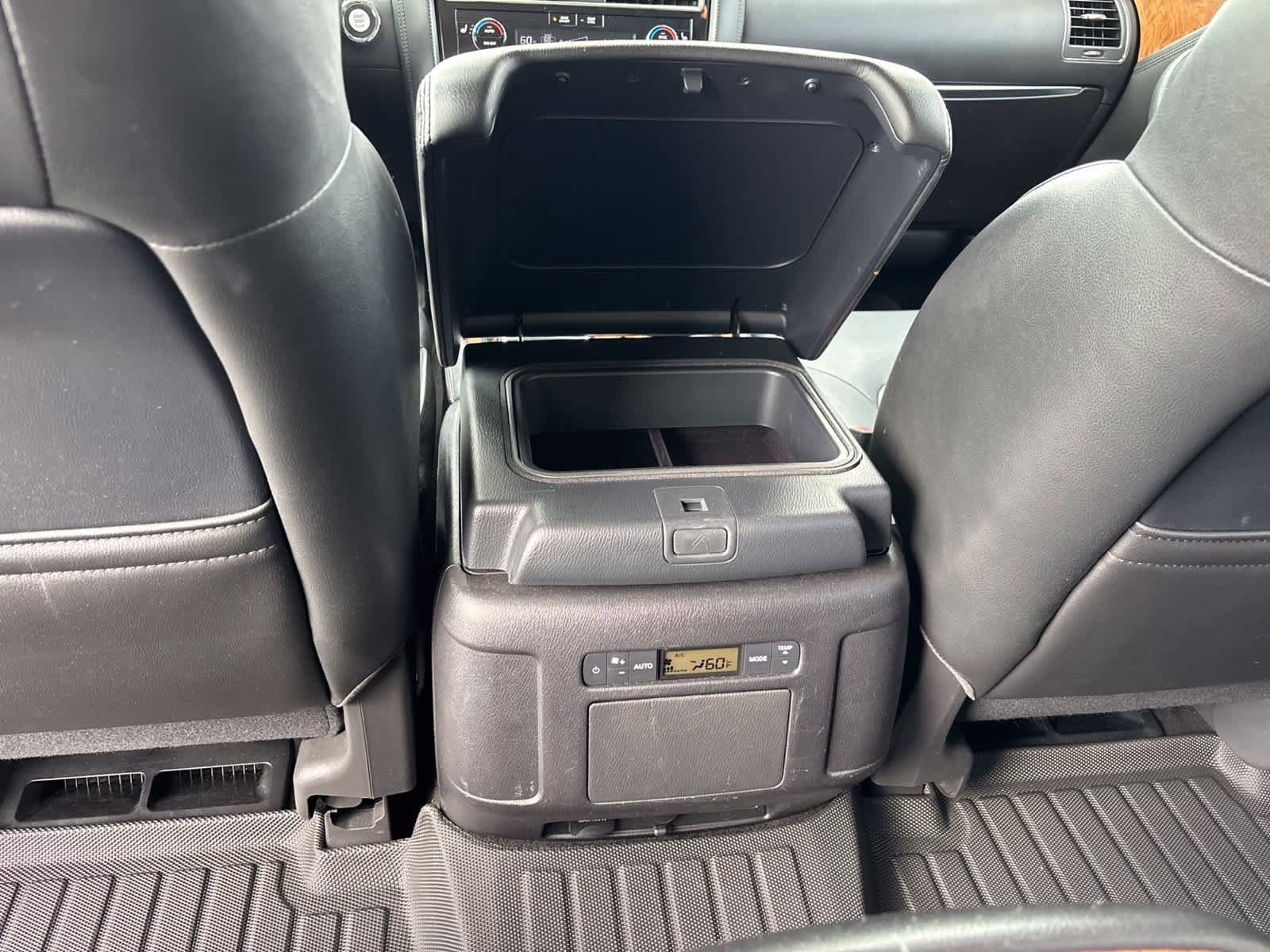 Used 2023 Nissan Armada SL w/ Captain's Chairs Package AWD/4WD image 21