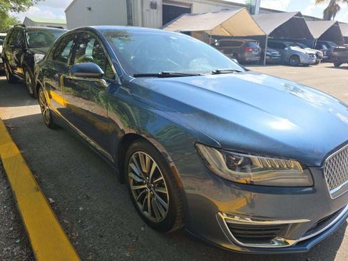 Used 2019 Lincoln MKZ Premiere FWD image 1
