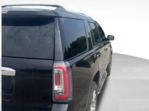 Used 2015 GMC Yukon Denali w/ Open Road Package AWD/4WD image 15