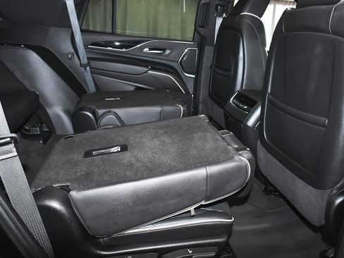 Used 2024 Cadillac Escalade Sport image 58