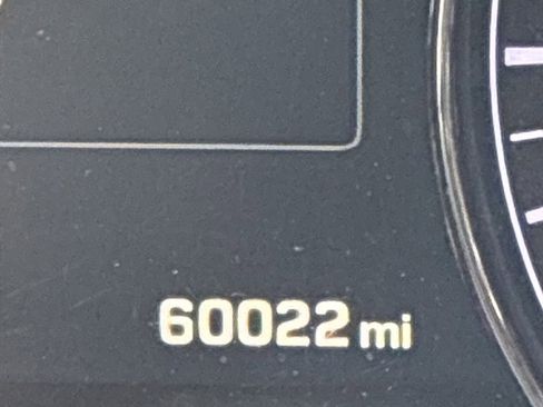 Used 2015 Hyundai Genesis 3.8 w/ Option Group 03 image 11