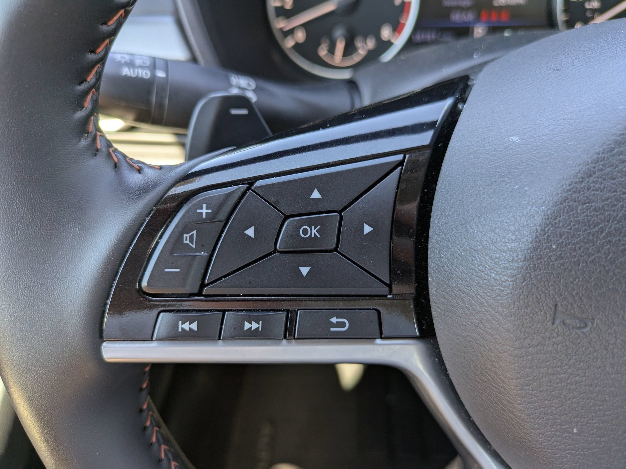 Used 2025 Nissan Altima 2.5 SR FWD image 23