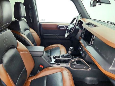 Used 2024 Ford Bronco Outer Banks AWD/4WD image 22