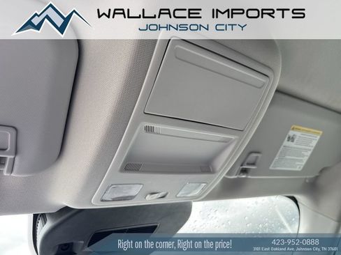 Used 2024 Ford Escape Active AWD/4WD image 15