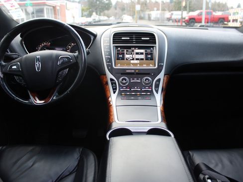 Used 2016 Lincoln MKX Select w/ Select Plus Package image 11