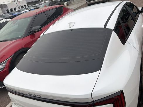 Used 2025 Kia K4 EX image 9