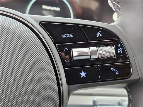 New 2025 Hyundai Ioniq 6 SEL image 14