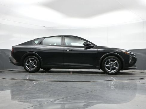 Used 2025 Kia K4 FWD image 38