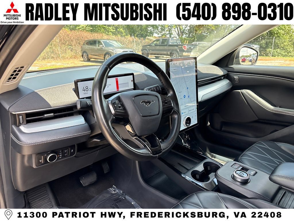 Used 2023 Ford Mustang Mach-E Select AWD/4WD image 4