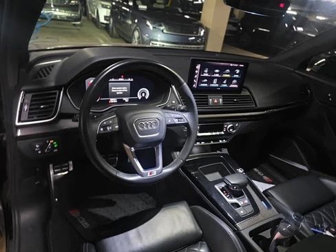 Used 2023 Audi SQ5 Premium Plus w/ Premium Plus Package AWD/4WD image 8