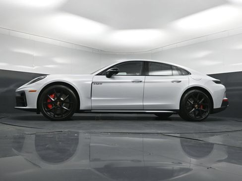 New 2026 Porsche Panamera 4S AWD/4WD image 24