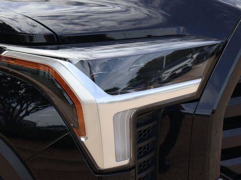 Used 2024 Toyota Tundra SR5 AWD/4WD image 10