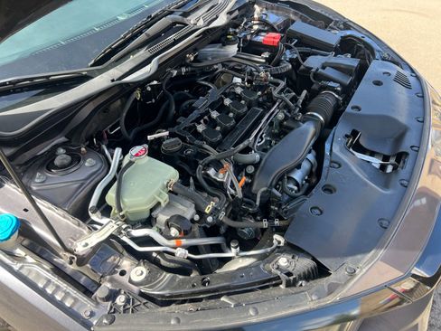 Used 2021 Honda Civic EX image 32