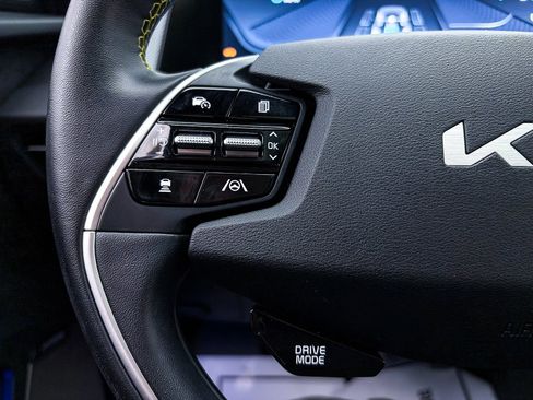 Used 2023 Kia EV6 GT image 37