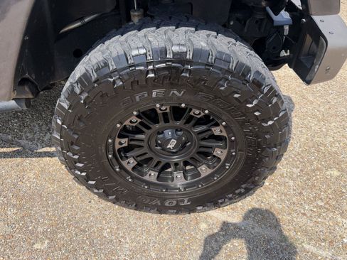 Used 2016 Jeep Wrangler Unlimited Sahara AWD/4WD image 20