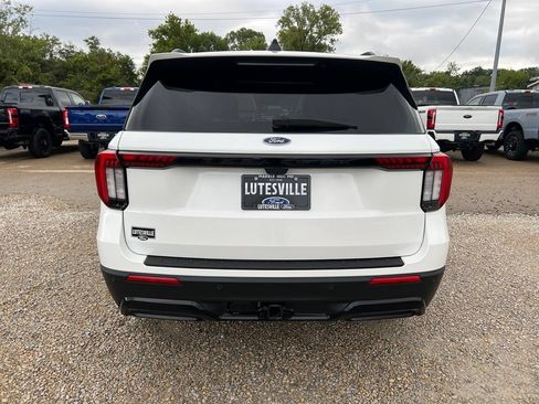 Used 2025 Ford Explorer ST-Line w/ Premium Package AWD/4WD image 7