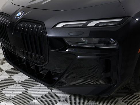 Used 2023 BMW i7 xDrive60 image 50