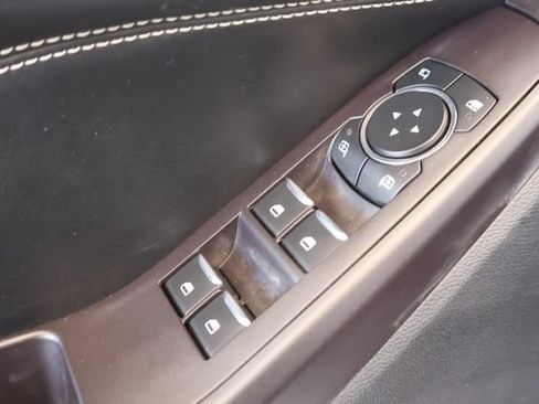 Used 2020 Ford Explorer ST AWD/4WD image 12