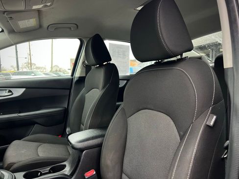 Used 2022 Kia Forte LXS image 37