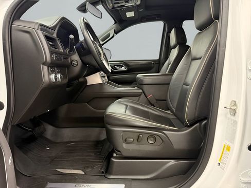 Used 2021 GMC Yukon SLT w/ SLT Premium Package AWD/4WD image 14
