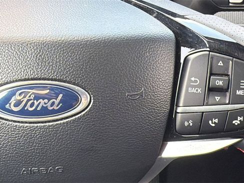 Used 2025 Ford Explorer ST-Line image 22