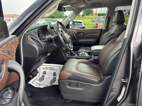 Used 2023 INFINITI QX80 Premium Select w/ Cargo Package AWD/4WD image 15