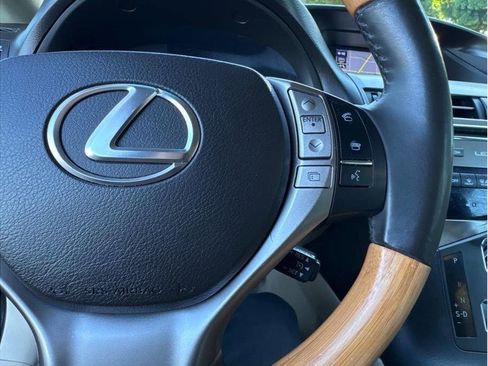 Used 2015 Lexus RX 450h Base AWD 4dr SUV image 16