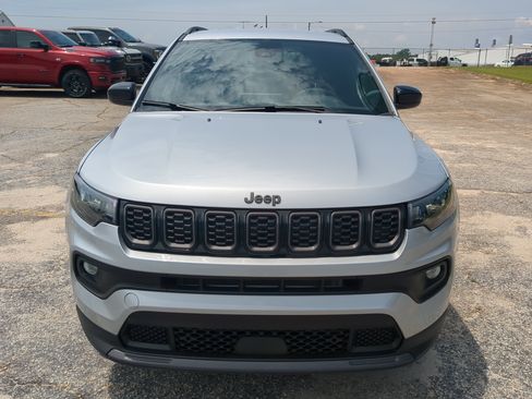 New 2026 Jeep Compass Latitude AWD/4WD image 7