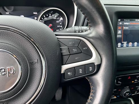 Used 2021 Jeep Compass Latitude w/ Driver Assistance Group image 23