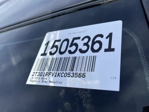 Certified 2019 Toyota RAV4 LE AWD/4WD image 11