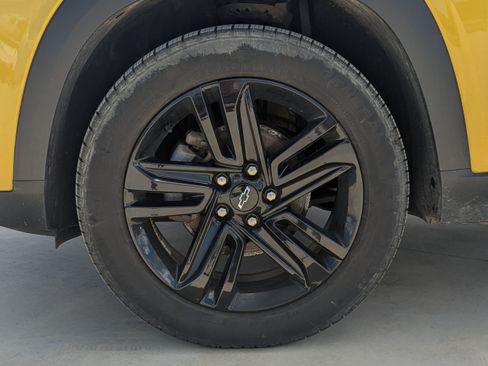 Used 2024 Chevrolet Trax ACTIV w/ Driver Confidence Package FWD image 8
