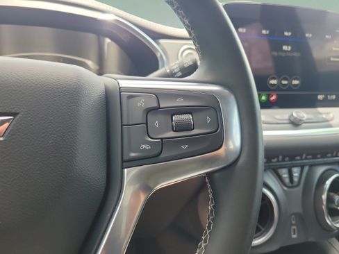 Used 2024 Chevrolet Blazer LT w/ Sound & Technology Package FWD image 22