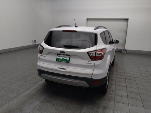 Used 2018 Ford Escape SE FWD image 7