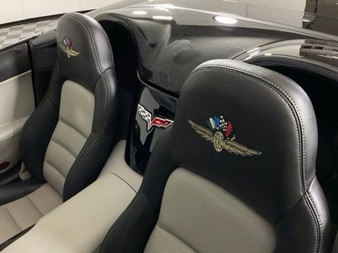 Used 2008 Chevrolet Corvette Convertible w/ Preferred Equipment Group RWD image 39