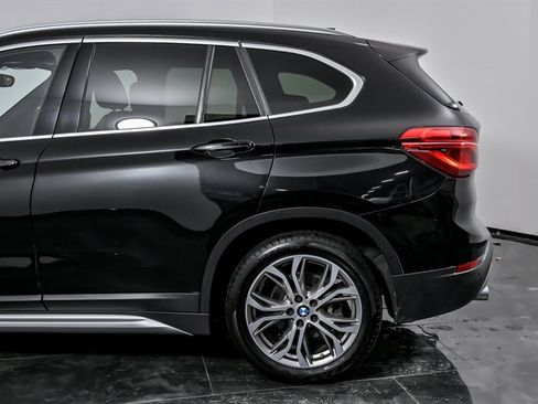 Used 2017 BMW X1 xDrive28i image 7