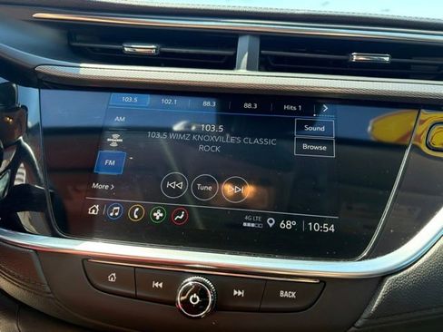 Used 2021 Buick Encore GX Essence w/ Sport Touring Package FWD image 17