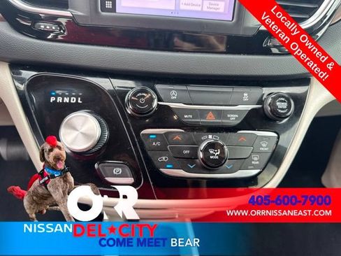 Used 2023 Chrysler Voyager LX FWD image 19