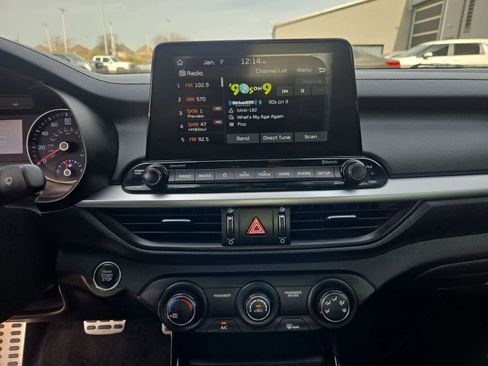 Used 2020 Kia Forte GT image 27