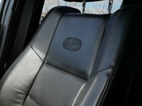 Used 2014 Jeep Grand Cherokee Overland w/ Advanced Technology Group image 28