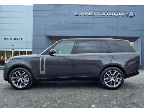 New 2025 Land Rover Range Rover Long Wheelbase SE image 6