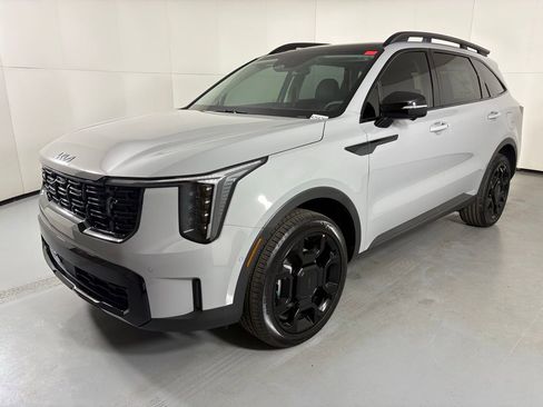 New 2026 Kia Sorento SX image 4