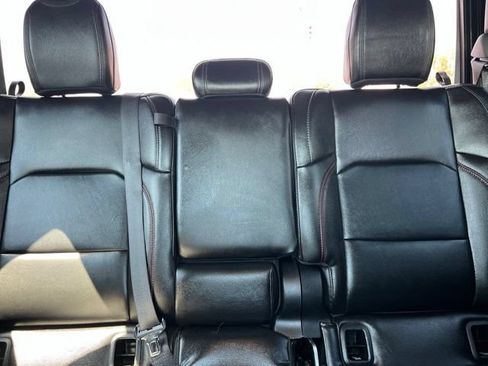 Used 2022 Jeep Gladiator Rubicon w/ Cold Weather Group AWD/4WD image 30