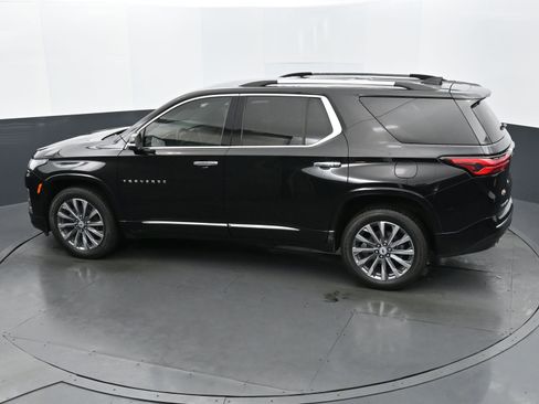 Used 2023 Chevrolet Traverse Premier image 29